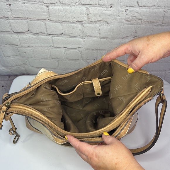 B.O.C. Tan & Cream Shoulder Bag - Picture 4 of 7